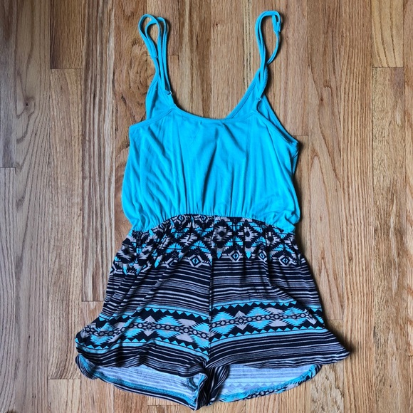 Comfy Rue21 Blue Romper - Picture 2 of 2
